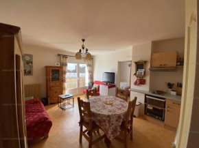 Appartement T2 rénové avec balcon, 4 couchages, Les Angles, internet et TV inclus - FR-1-295-163 Les Angles